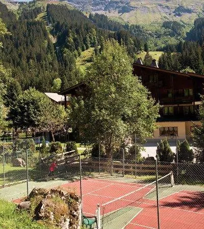 Neige Et Roc Hotel 4*